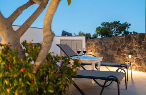 NEW Yiota Collection 4 Suites & 4 Prive Jacuzzi - Foto 85