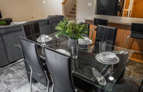 Serene Craftsman Near Boeing Everett - Photo 16