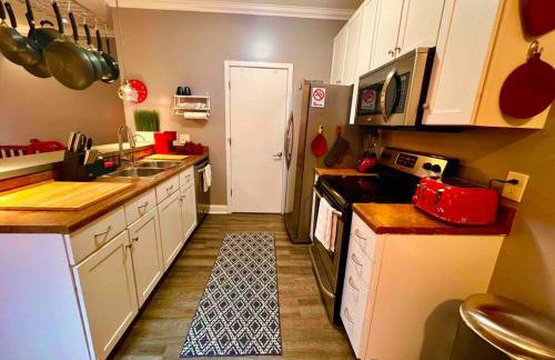 Coolest condo ever- Indy's best at your door step - Central Mass Ave! - Foto 11