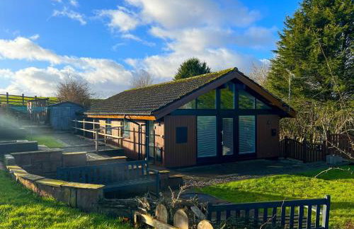 Green Vale Lodge, Yanwath, modern lodge with hot tub and 10 minute drive to Ullswater - Foto 1