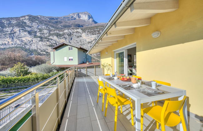 Mirabelle in Dro With 3 Bedrooms and 2 Bathrooms - Photo 27