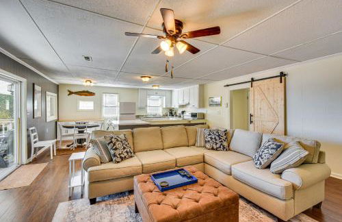 Dock and Views Family Retreat on Lake Hartwell! - Foto 9