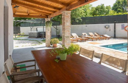 Beautiful Home In Krnicari With Wifi - Foto 14