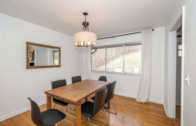 Top Notch City Escape w King Bed - Foto 35