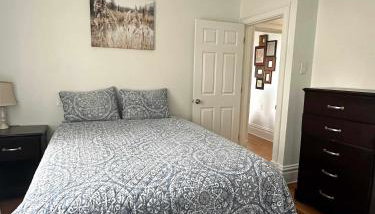 Stunning 3BR-Private Entrance-Renovated-Near City - Foto 2