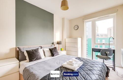 Last-Minute Secure l Sleeps Up to 8 l 2 Bedroom Apt By Capital Retreats Short Lets & Serviced Accommodation London With Balcony, Free WiFi - Foto 17