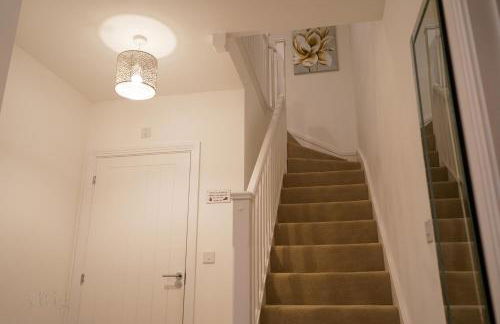 A1M Hampton Height New Entire 4bed House PE7 8SN - Foto 18