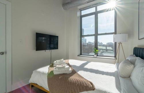 McCormick Place Amazing 2BR Suite with City View and Optional Parking for up to 8 guests Near Soldier Field and Lakefront Trail - Foto 9