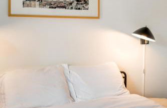 Luxe Mid-Century Styled Historic Townhouse #1 - Foto 2