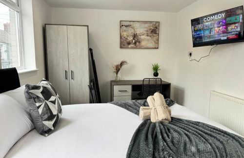 6B 3Bath - Free Parking - TVs In EVERY Room - Foto 10