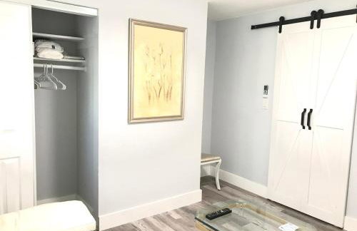 NEW Pompano Beach AirPark Duplex! Patio Parking! - Foto 18