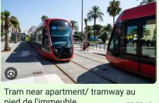 Grand Appartement, 2 ou 3 ou 4 pieces, tramway sur place, proche gare sncf St Augustin 5 min, aéroport à 7 min, plage ou Allianz riviera 10 min, palais nikaia 2 min , supermarché sur place, parking possible si disponible ou payant à 1000 metre - Foto 1