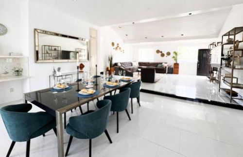 Luxury Oasis in Central Valley w Pool & Spa Topeka - Foto 24