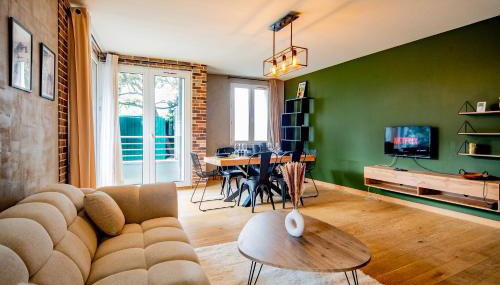 L'Industriel - Proche Hôpital - Parking - Balcon - Foto 1