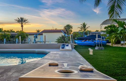 NEW!Paradise PalmsDockPoolKayaks GrillView! - Foto 7