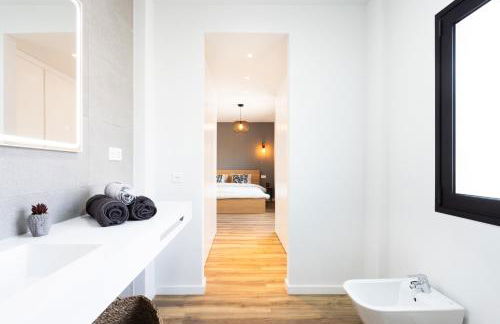 Villa de 4 dormitorios, moderna y nueva, con aire acondicionado, cerca del mar y playa - Casa Maravilla - Foto 47