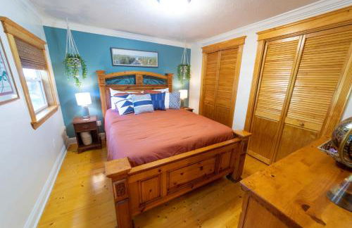 The charming Glenn Cottage! Walk to Lake Michigan! - Foto 16