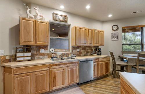 Bogie Bungalow - Walk to lake, bar & restaurant - Near golf course - AC - Fireplace - Pet Ok - Foto 11