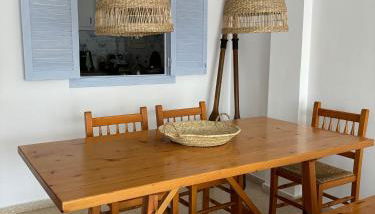 Apartamento con piscina y delante de la playa - Foto 5