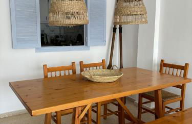 Apartamento con piscina y delante de la playa - Foto 5