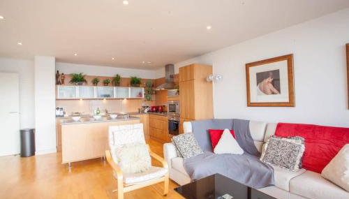 Apartment with river view next to hydro - Photo 4