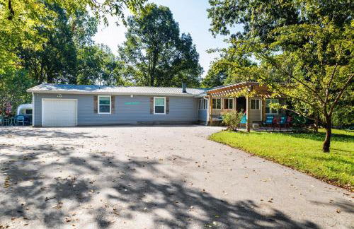 Franklin 4BR Escape, BBQ, Fire Pit, Sleeps 15 - Foto 7