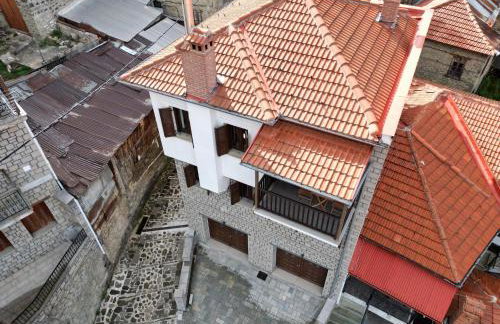 Metsovo Fireplace Retreat 2 - Photo 10