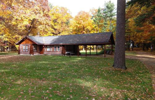 Lake Access! Twin Birch Resort - Kodiak Cabin - Foto 15