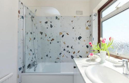 The Randall Retreat - Spacious 4BDR Home with Garden - Foto 28