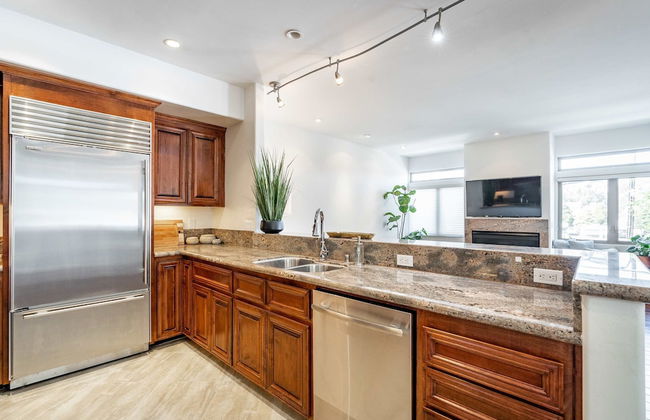 Your Home in San Diego - Two-car Garage - Foto 21