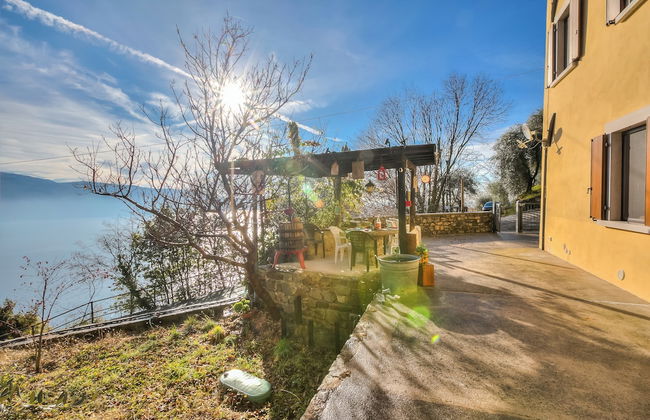 Faby House On Hilly Area And Lake View - Foto 32