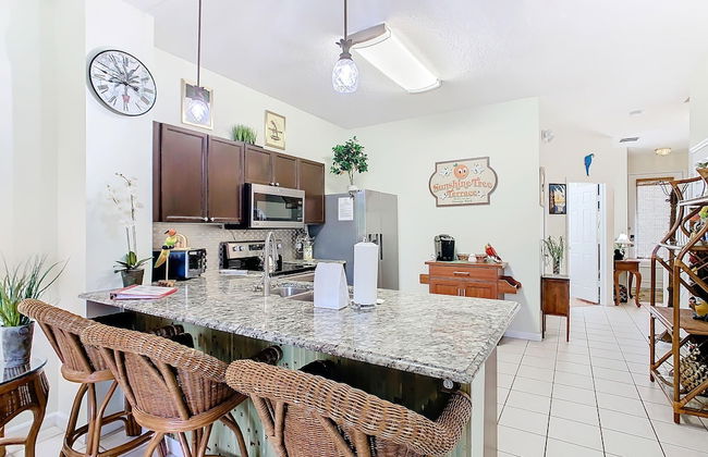 Adventureland Oasis - Resort Near Disney - Photo 19