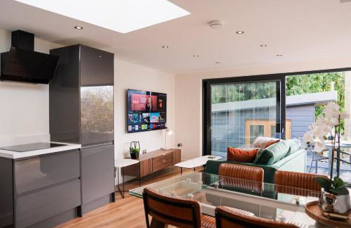 Luxury Apartment nr Broadway with Private Parking! - Foto 26