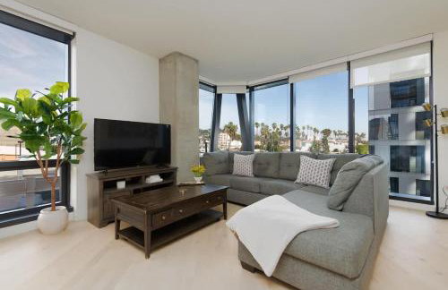 2Bed Apt View of Hollywood Sign & Rooftop Pool - Foto 13