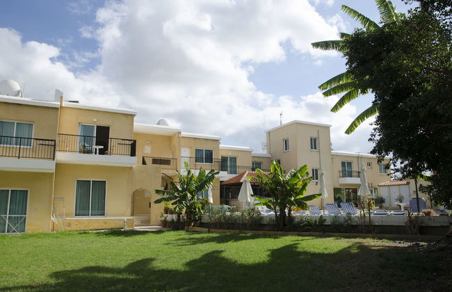 Kozis Hotel Apts - Photo 35