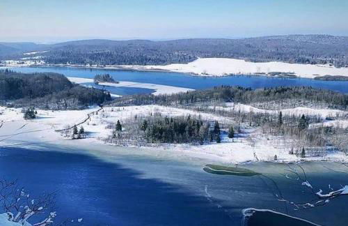 Entre Lacs Et Montagnes , Maison individuelle,lits préparés, parking et ménage inclus - Foto 37