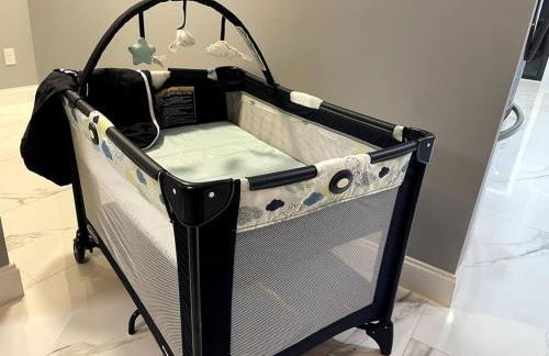 3BR With HUGE 2k sq ft Lanai & Seasonally Heated Pool - Foto 57