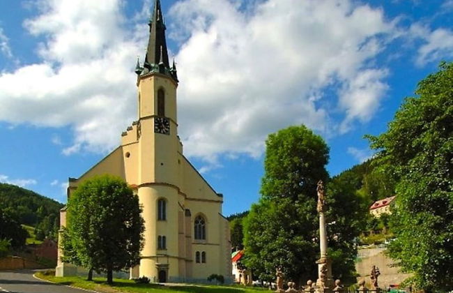 Peaceful Villa in the Hills of Jachymov Near Spas - Photo 35