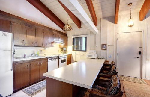 Waters Edge Escape - Patio with BBQ Near Beach - Foto 19