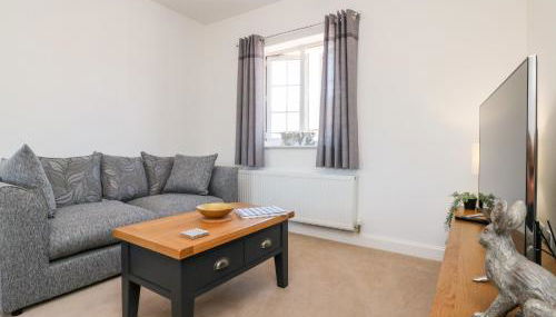 1 Marsh Gardens - Photo 2