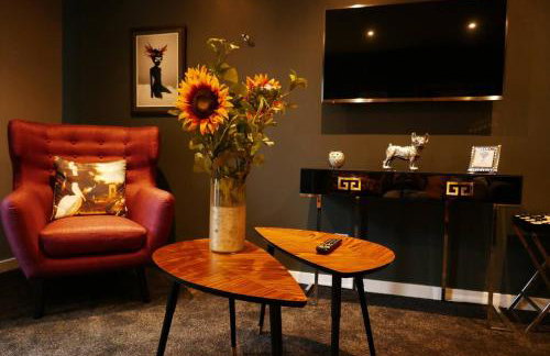 Modern chic apartment, lift access & free parking - Foto 3