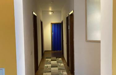 Royal Home - Geräumige Ferienwohnung mit Balkon nahe Seepark Lünen und Dortmund! - Foto 8