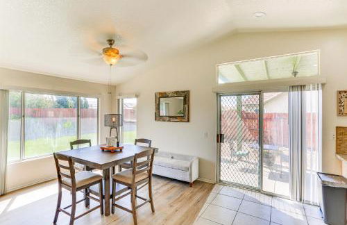 Victorville Home with Large Yard and Charcoal Grill! - Foto 8