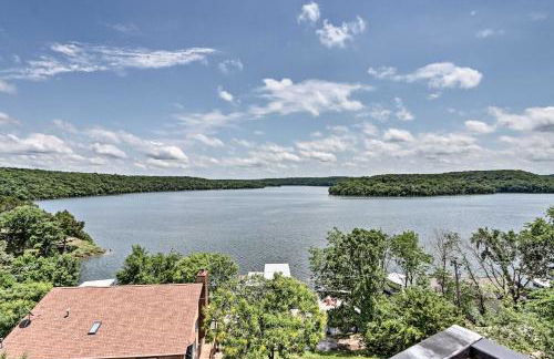 Boat Dock and Kayaks Luxury Lake of the Ozarks Home - Foto 36