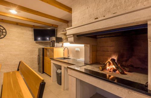 Luxury Villa Diana with heated pool and jacuzzi - Foto 57