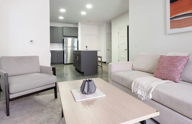 275 On The Park - Senate Apartments By Barsala - Photo 8