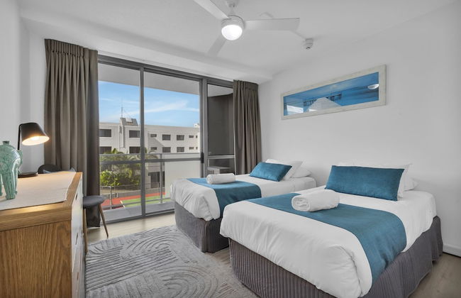 Catalina Resort - Photo 5