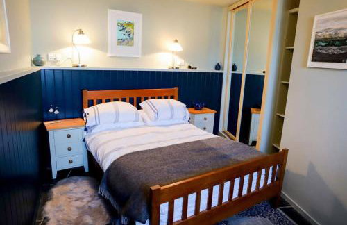 Beachfront Cottage with Sea Views & Coastal Walk - Foto 6