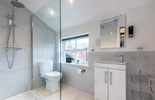 Chester Racecourse Views, Townhouse with Parking - Foto 19