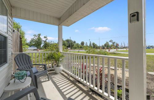 Escape to Paradise w Saltwater Pool 25 Min to PCB - Foto 31